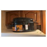 Granite Wear Covered Roaster
