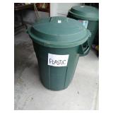 Rubbermaid trash can