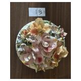 Capodimonte-style porcelain lidded dish