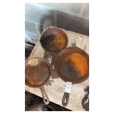 3 antique cast iron skillets