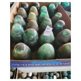 Flat of glass insulators