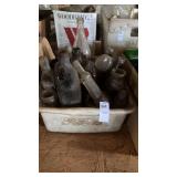 Box of vintage miscellaneous/unbranded glass