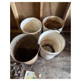 Lot of buckets - 3 plastic 1 metal