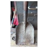 Vintage metal scoop shovel B&O Railroad
