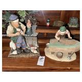 Beachcombers Intl. set of two fisherman figurines