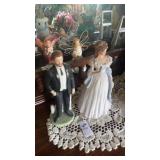 Married Couple Statues