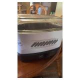Vintage white 6-quart West Bend slow cooker