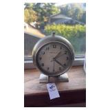 Retro Classic Desk Clock
