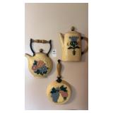 Vintage 3pc set of kitchen wall plaques featuring