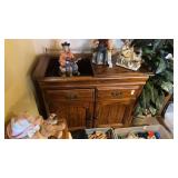 Wooden Virginia House Bar Cabinet