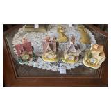 Lot of 4 Cottage House Desk Clocks