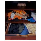 4 bottom and middle drawers of women