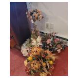 4 floral arrangements