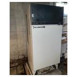 Vintage Philco refrigerator- works -*bring help