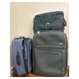 Lot of 2 suitcases and travel bags
