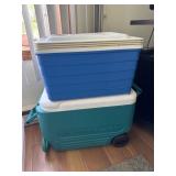 2 Igloo Coolers