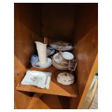 Assortment of vintage ceramic ware