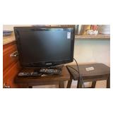 Samsung 19 in Flatscreen & remotes