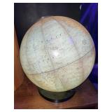 Large globe table lamp - works - 18 inches h