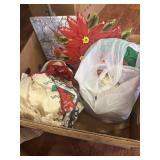 Lot of Christmas serving dishes, disposable