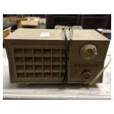 Vintage Admiral radio as is