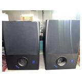 2 Yorkville YSS1 Active Studio Subwoofer