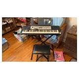 Yamaha YPT-260 Keyboard with Stool and Piano