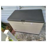 Storage box