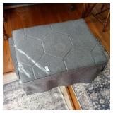 Fold out bench/chaise lounge