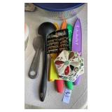 Kitchen Utensils and Cuisinart Knives