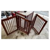 2 Animal Gates