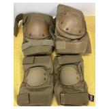2 pairs of U.S. military-issue tactical knee pads
