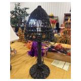 Black woven wicker table lamp