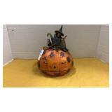 Jim Shore ï¿½ An Erie Eve Awaits ï¿½ figurine
