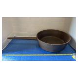 Vintage Heavy Cast Deep Skillet