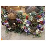 Set of 2 floral wreaths