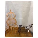Wired pumpkin and cornucopia decor