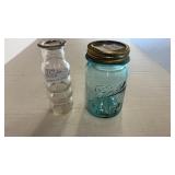 Vintage Blue Ball Pt Jar/bulbous ribbed body