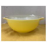Vintage Pyrex yellow mixing bowl with lid