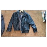 Wilsonï¿½s Menï¿½s Leather Jacket - M