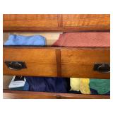 2 drawers towels & assortment of clothes