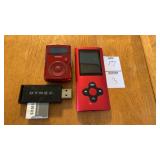 Flash drive, remote and Sansa device