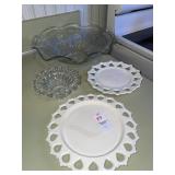 Vintage glass bowl & trivets