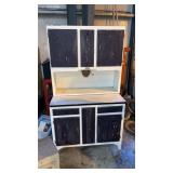 Keystone Kitchen Cabinet
