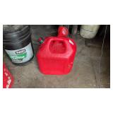 5gal Kersosene Can and Tractor Hydraulic Oil