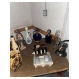 Lot of 10 collectible vintage decanters Jim Beam