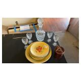 Crystal Glass Decanter, drinking glasses, and