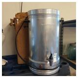Mirro-Matic 35 cup coffee pot
