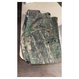 2 Winchester Camo Pants Size L