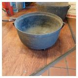 Cast iron kettle 19" wide 11" tall